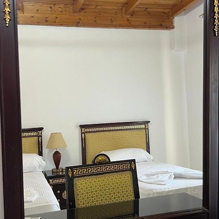 Windmill Shkodra Gesthouse Camping & Grill Экстерьер фото